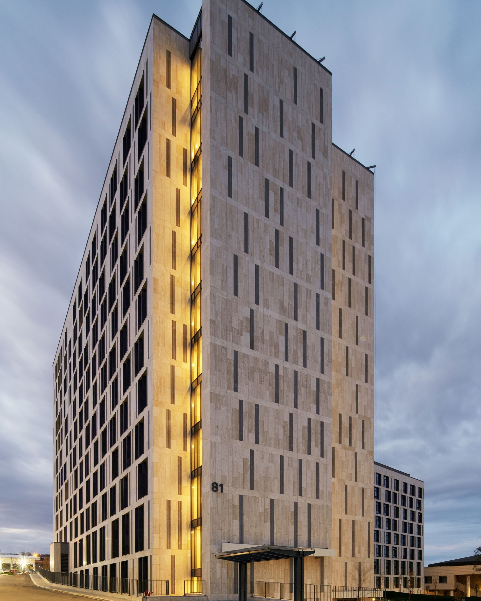 BILKENT UNIVERSITY DORMITORIES 81-82